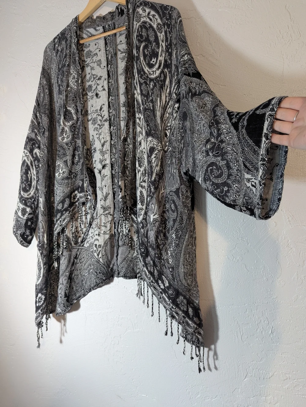 Black&White Whimsigoth Tapestry Fringe Poncho Shawl Festival Boho Stevie Nicks